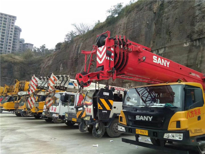 开鲁县吊车出租按什么计费？台班费、单次费、里程费怎么算？